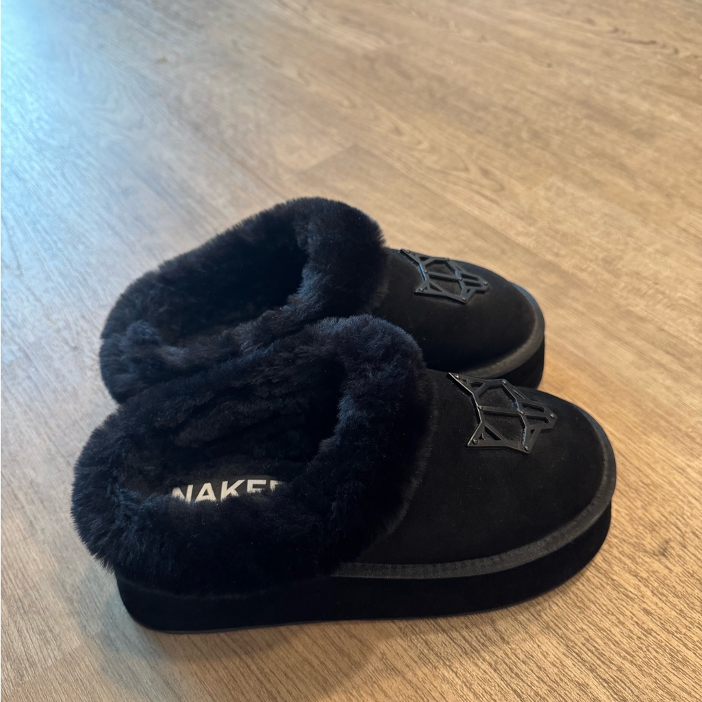 Naked Wolfe Slippers